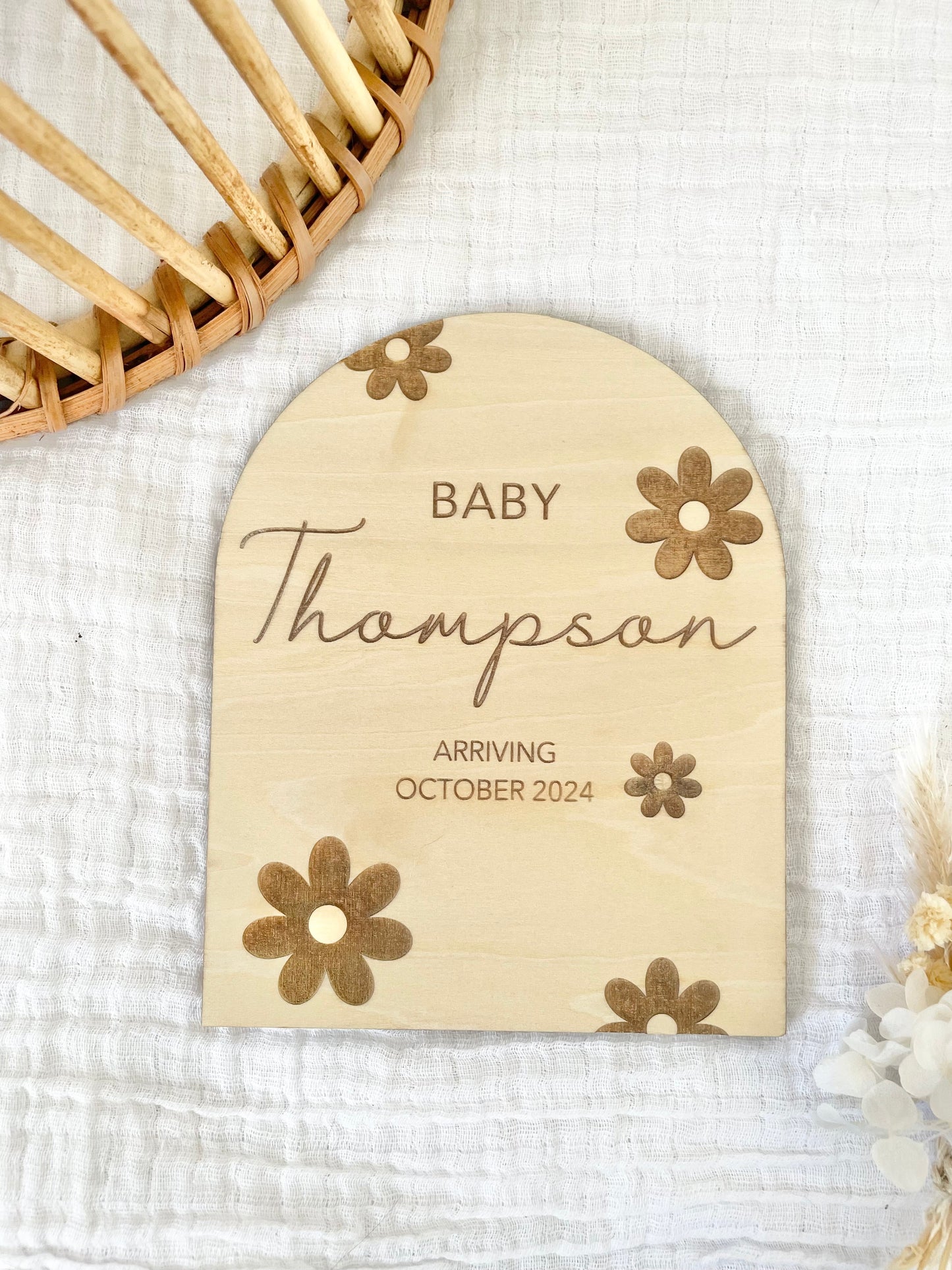 Baby Announcement Plaque - Daisy