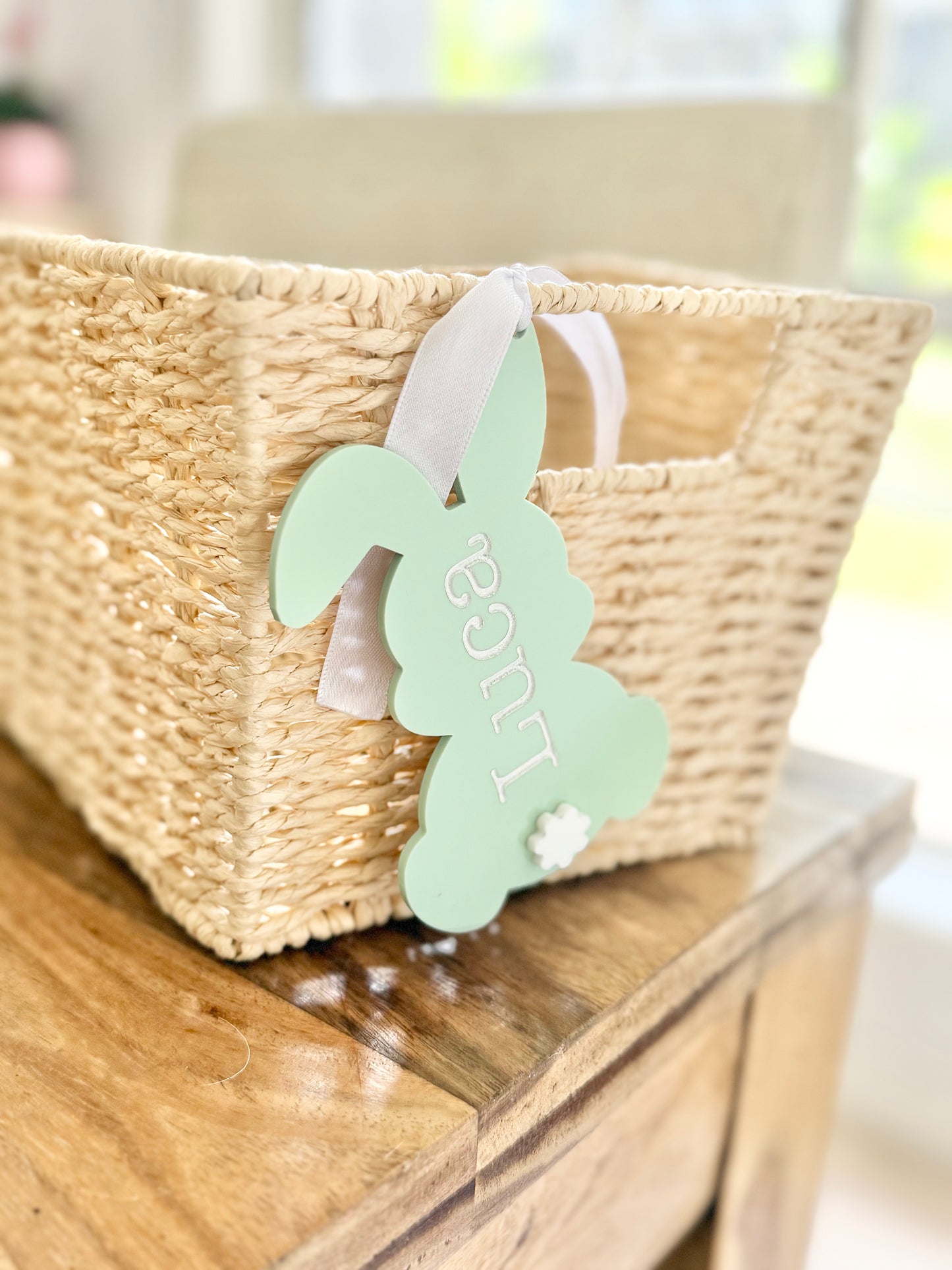 Easter Bunny Acrylic Personalised Gift Tag w/ White Tail