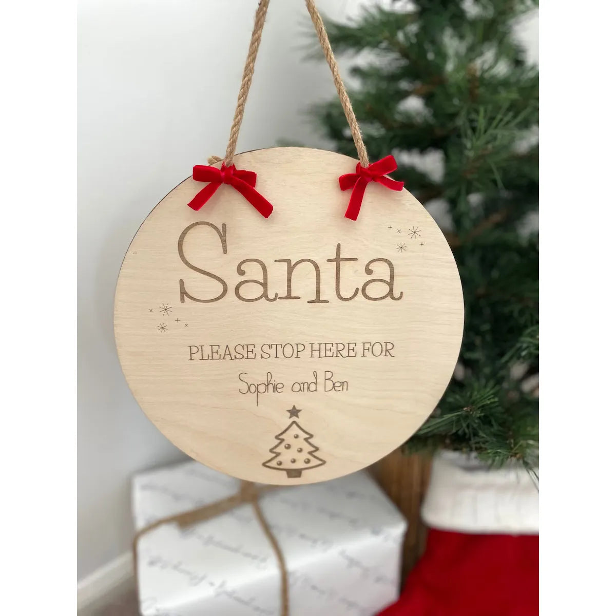 Santa Stop Here Hanging Sign - Little Keep & Co