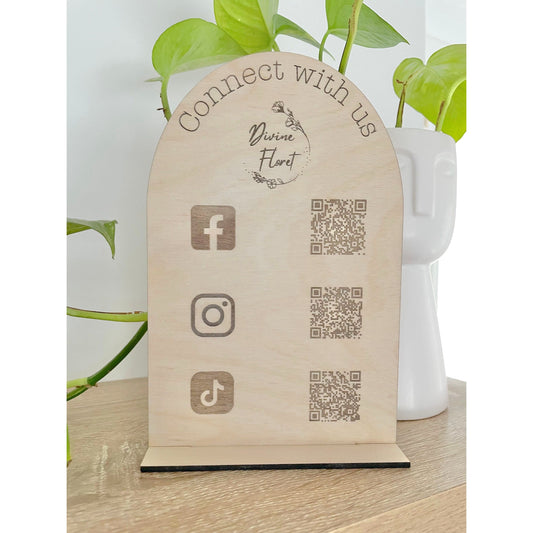 Business QR Social Media Sign - Little Keep & Co